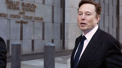 Threat or not? Elon Musk gets new hearing on tweet about Tesla workers’ stock amid UAW union effort